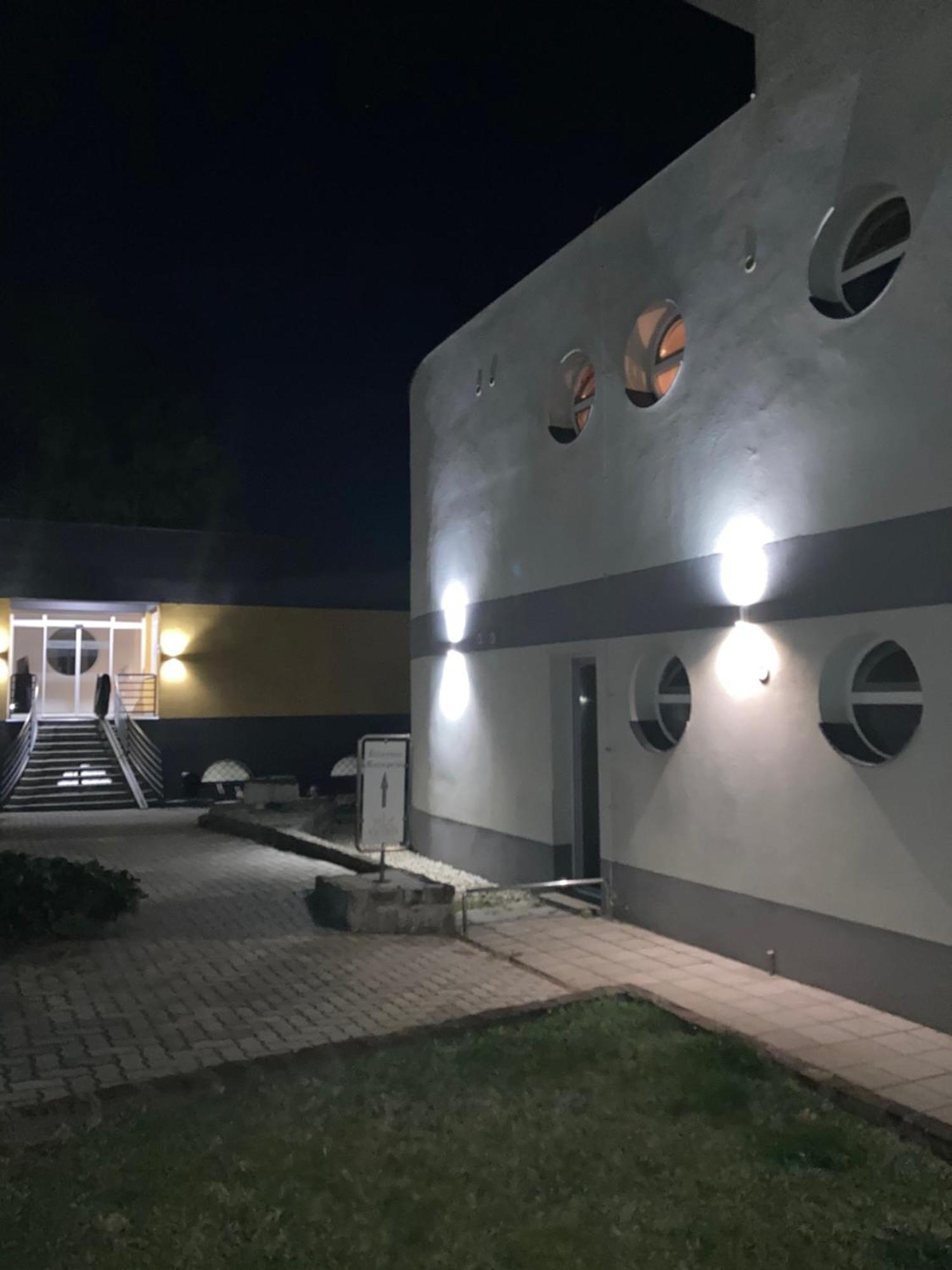 鹦鹉螺餐厅住宿加早餐旅馆 Dabas 外观 照片